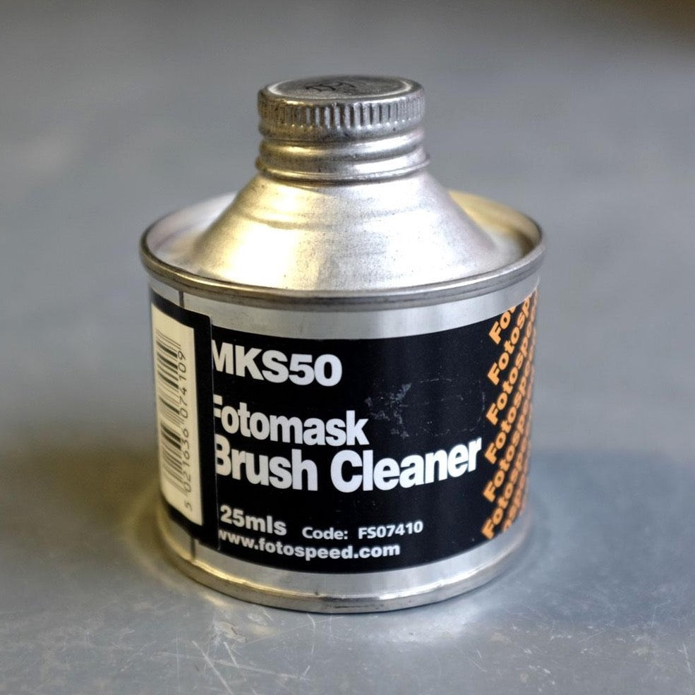 During the application of Fotomask, brushes will become sticky and they should therefore be occasionally cleaned in this solution to keep them pliable. After using brushes to apply Fotomask they should be cleaned in this solution by inserting the brush into the can of brush cleaner.